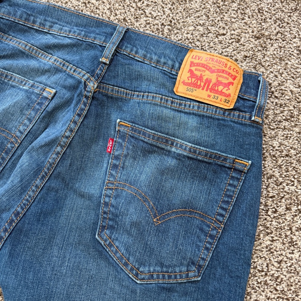 Levi's 505 Straight Leg Regular Fit Jeans Men's 33x32 Dark Wash Blue Cotton USA